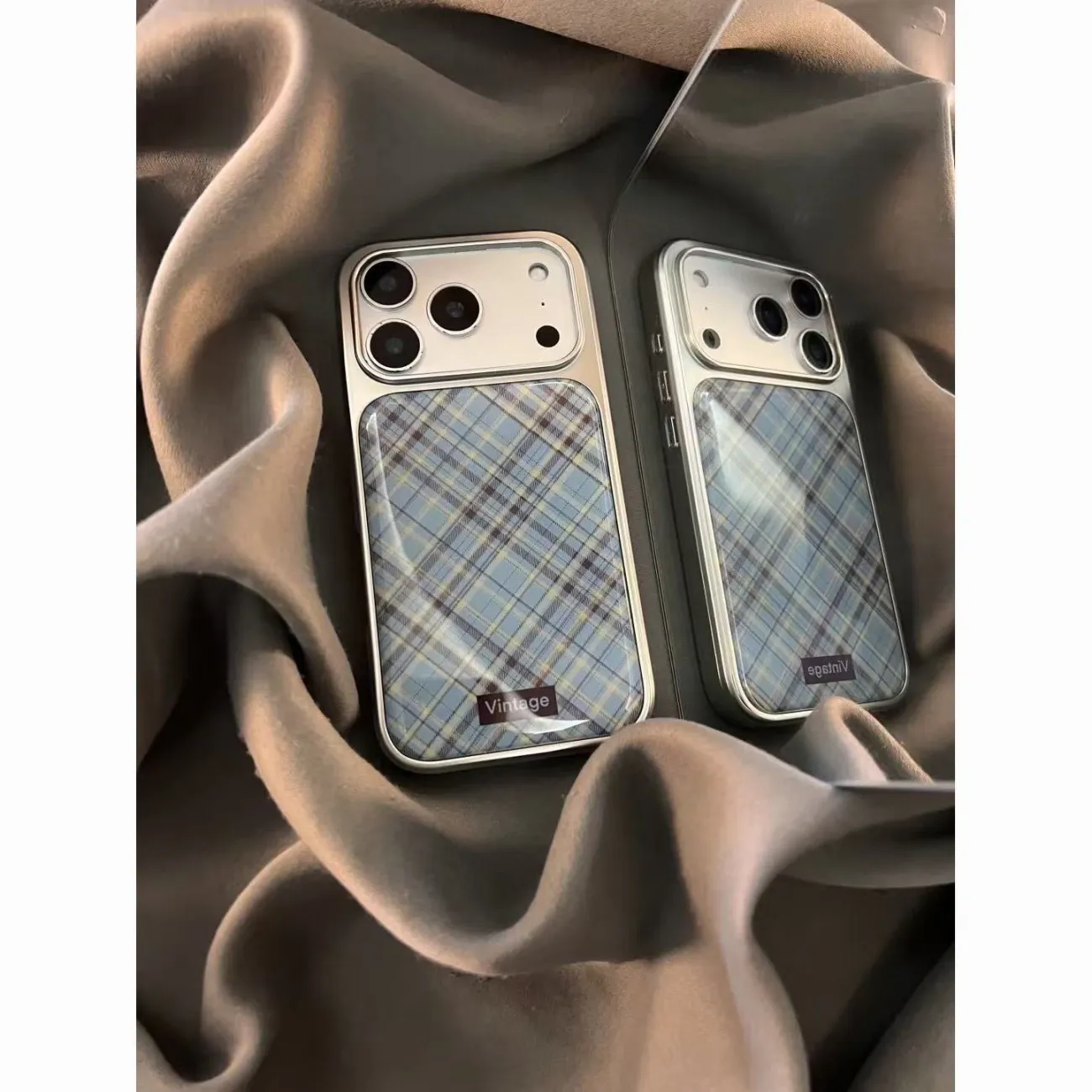 Japanese and Korean Ins Retro  - огляд і ціна Phone Cases Brown